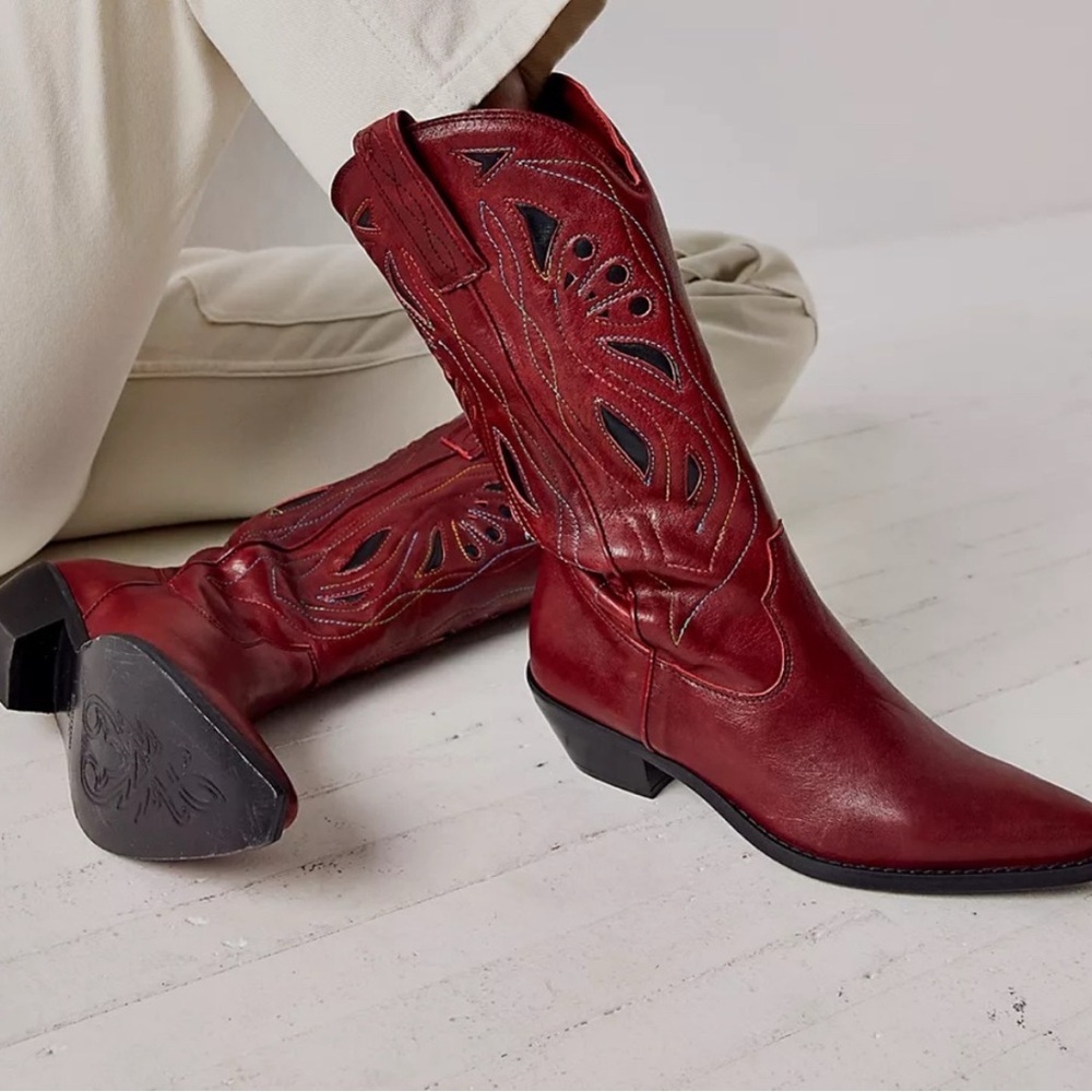 Free People Rancho Mirage Western Boot Burgundy Wine Embroidered Leather US 10